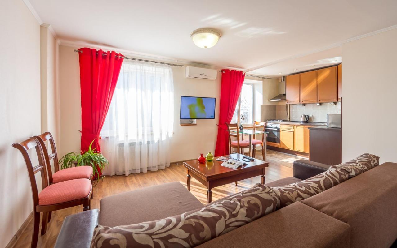Apartments Near Parus Business Centre Kyiv Exterior foto