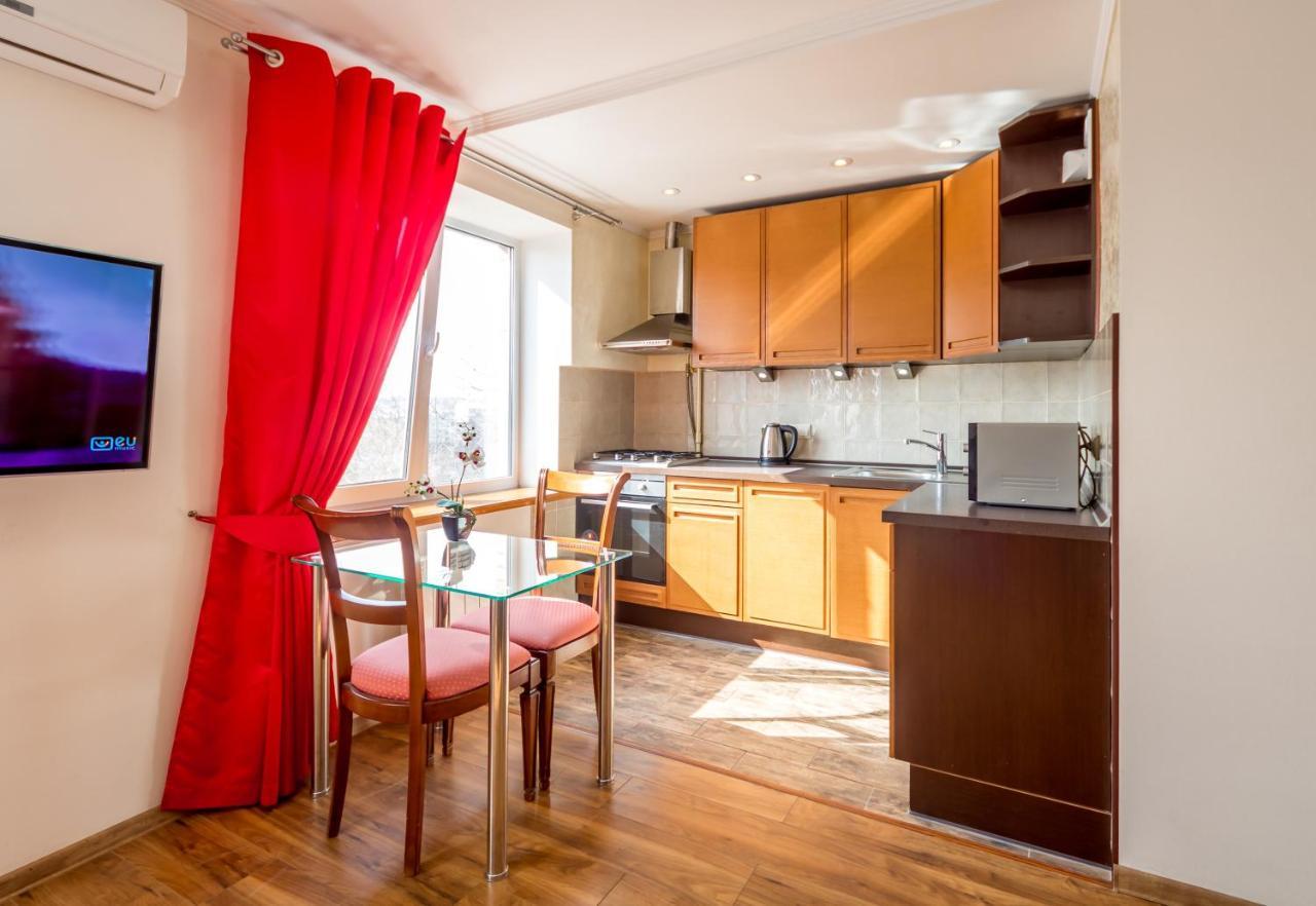 Apartments Near Parus Business Centre Kyiv Exterior foto